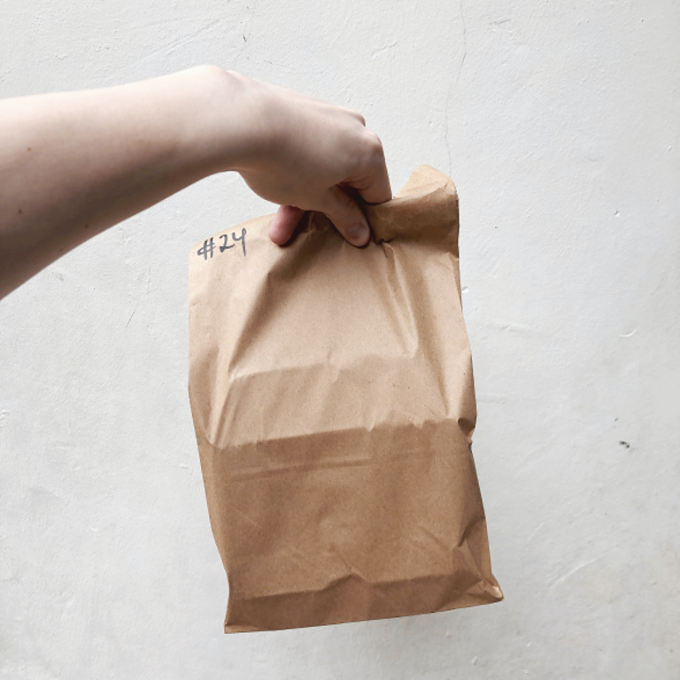 Convenient Pickup and Delivery for American Burgers